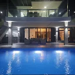 Villa Paradise Bodrum, 14 Personnes, Vue Mer, Piscine, Privee, Sauna, A Vapeur, Ascenseur *