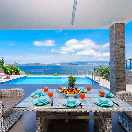 Paradise Bodrum, 14 Personnes, Vue Mer, Piscine, Privee, Sauna, A Vapeur, Ascenseur *