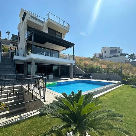 Paradise Bodrum, 14 Personnes, Vue Mer, Piscine, Privee, Sauna, A Vapeur, Ascenseur Vilă Milas