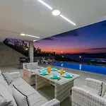 Paradise Bodrum, 14 Personnes, Vue Mer, Piscine, Privee, Sauna, A Vapeur, Ascenseur