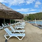 Paradise Bodrum, 14 Personnes, Vue Mer, Piscine, Privee, Sauna, A Vapeur, Ascenseur Villa *