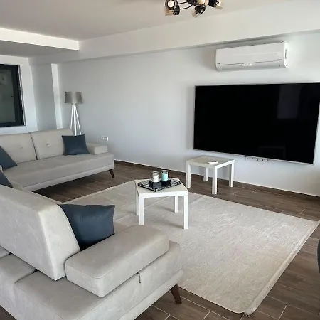 Paradise Bodrum, 14 Personnes, Vue Mer, Piscine, Privee, Sauna, A Vapeur, Ascenseur Миляс
