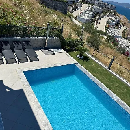 Paradise Bodrum, 14 Personnes, Vue Mer, Piscine, Privee, Sauna, A Vapeur, Ascenseur Вилла *